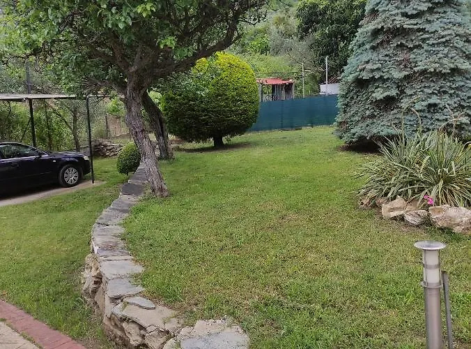 Garden House Holiday home Palaiontsiflikion